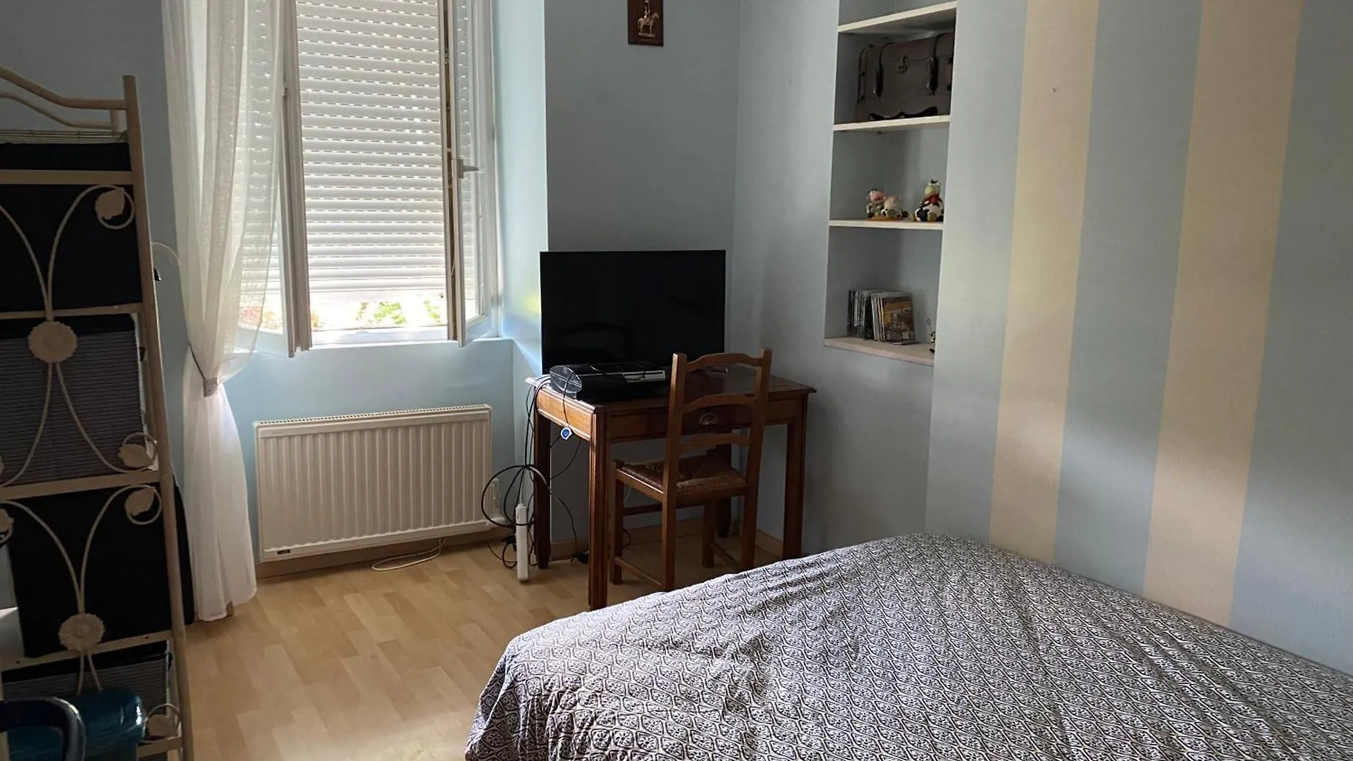בית אירוח Val-d'Ize Chambre Chez L Habitant